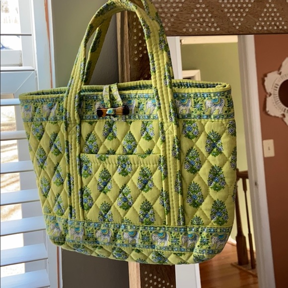 Vera Bradley Handbag - Picture 5 of 7